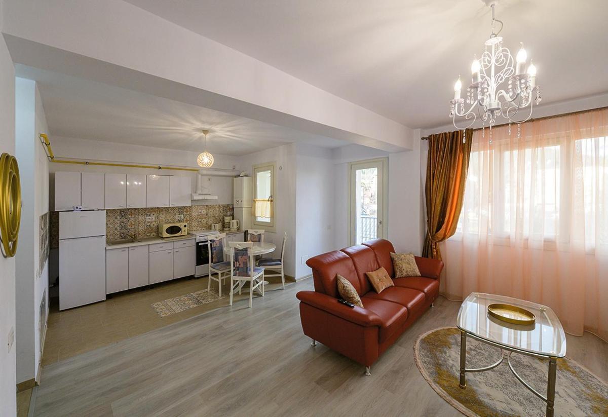 Apartament Laur Gura Humorului Dış mekan fotoğraf